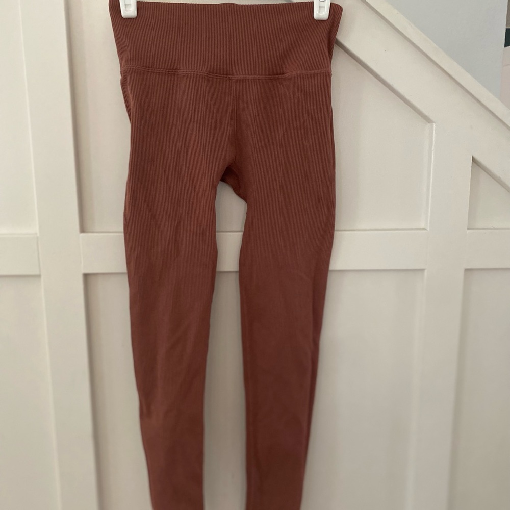 High-Waisted Ribbed Leggings